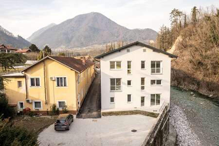 Objekt Zalog 11 (Matevž Rovšček) (1)